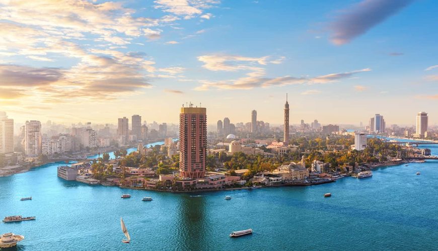 Enchanting 8-Day Egypt and Dubai Tour: Discover Pyramids, Cairo & Dubai’s Splendors